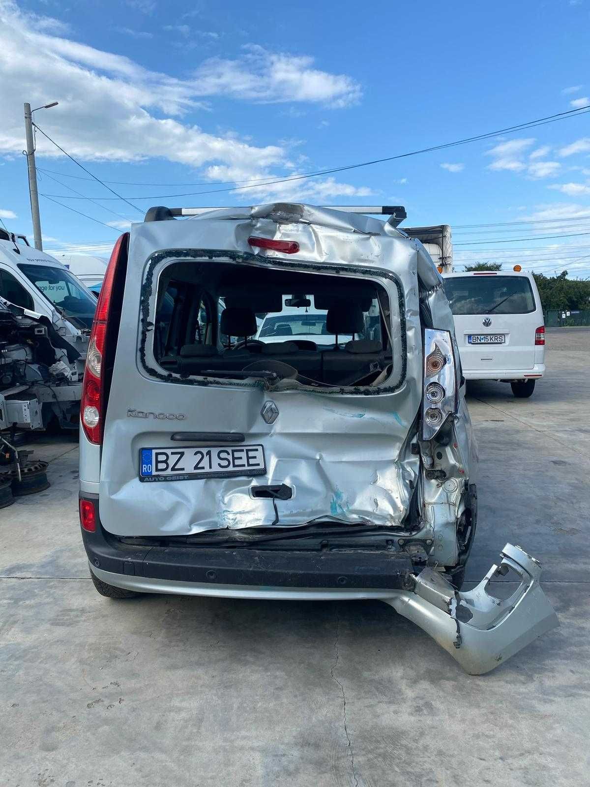 Dezmembrari - RENAULT KANGOO 2009 - 1.5 DCi, Cod Motor: 9K9