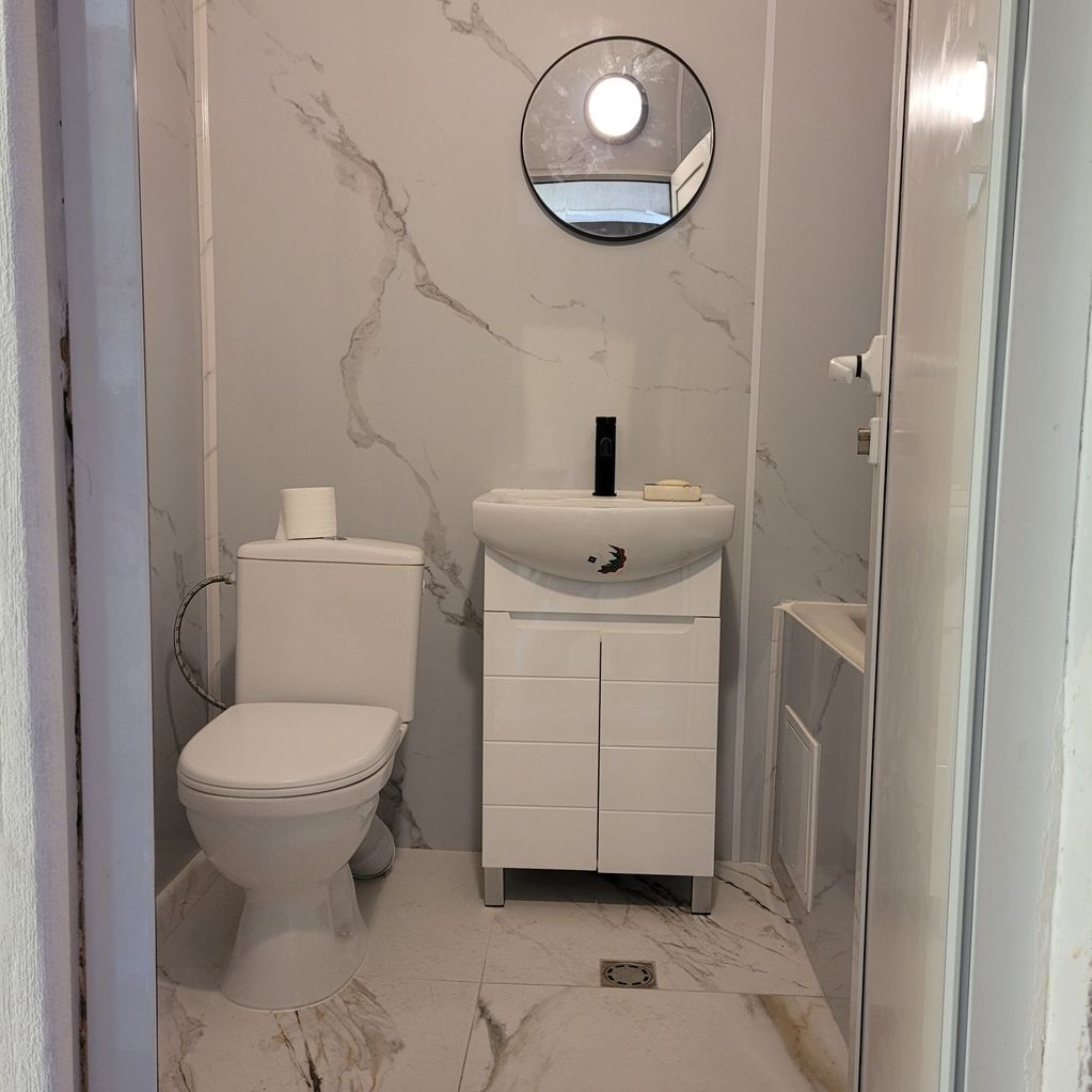 Дава се под наем Двустаен апартамент в София, Зона Б-5 - 80 кв.м за 663 € - Снимка #3