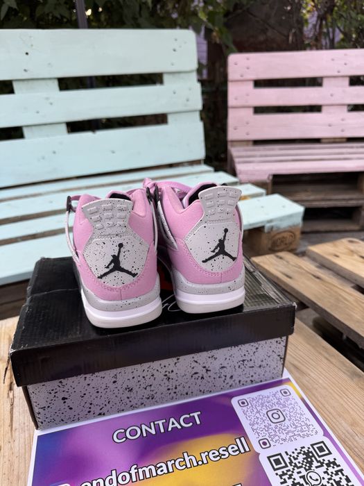 Nike Jordan 4 orchid (marimi: 36,37,5)