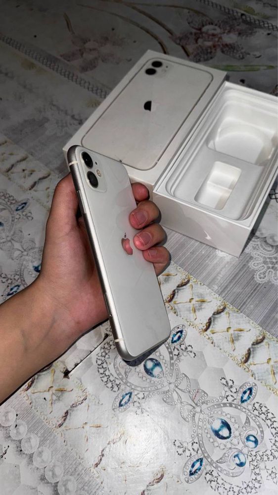 iPhone 11 srochno