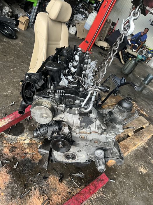 Двигател бмв х5 е70 3.0д 245 конски сили ( dvigatel bmw x5 e70 3.0d )