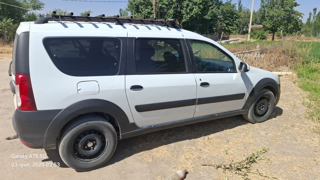 Lada largus cross 2018 holati yaxshi 4 pakalina mitan