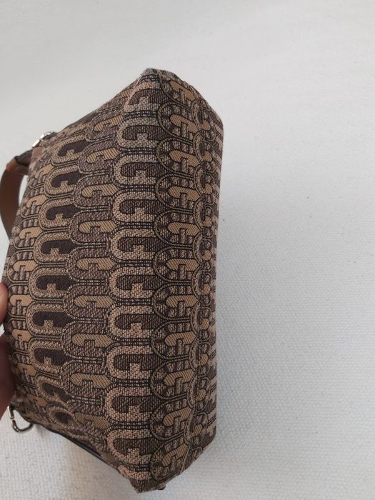 Празнично намаление Furla чанта текстил и кожа