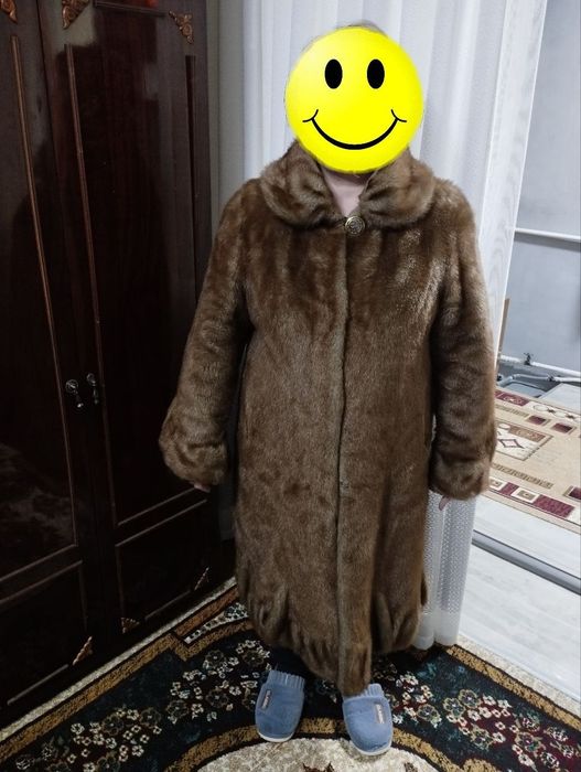 Продаю  шубу из искусственного меха.