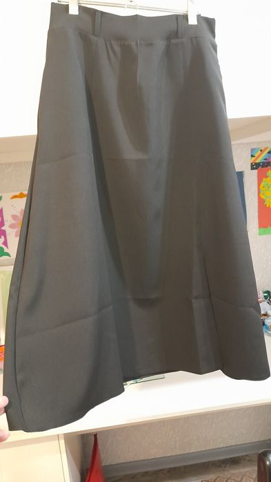 Отдам офисные/школьные юбки