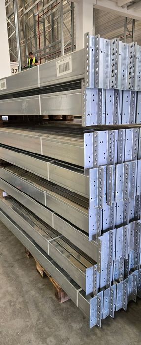 Rafturi metalice depozitare paleti