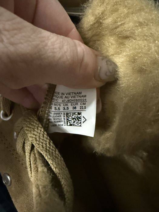 Converse imblaniti dama