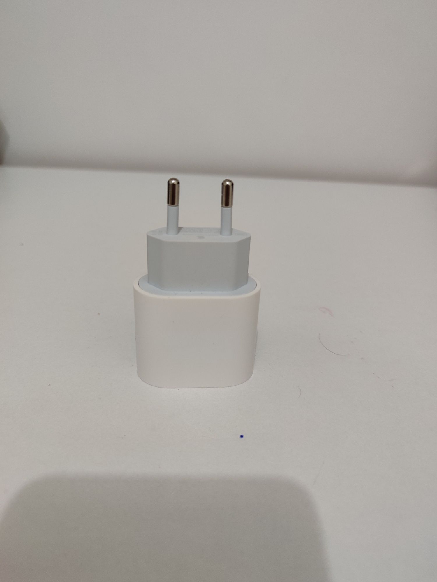 Адаптер 20w айфонский
