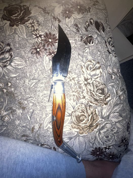 Vand briceaguri Cricket 250 de lei ambele