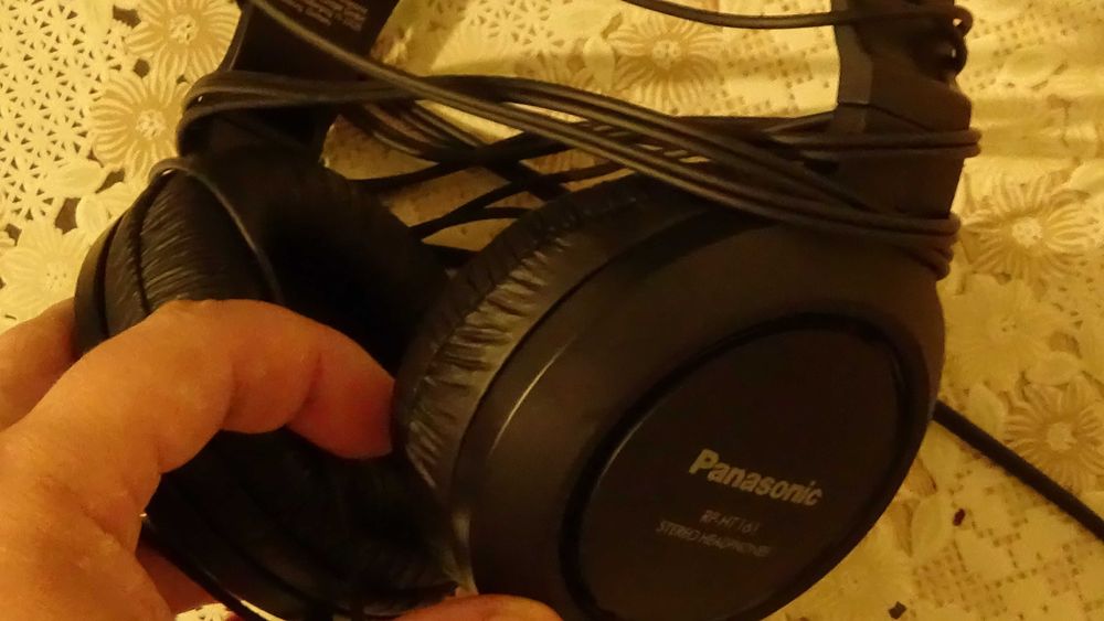 Casti Audio Panasonic Noi