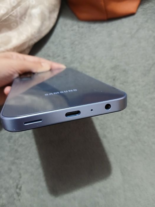 Vând Samsung A25,5G