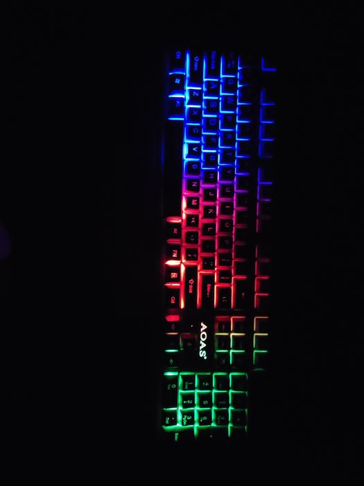 Tastatura de gaming + mouse