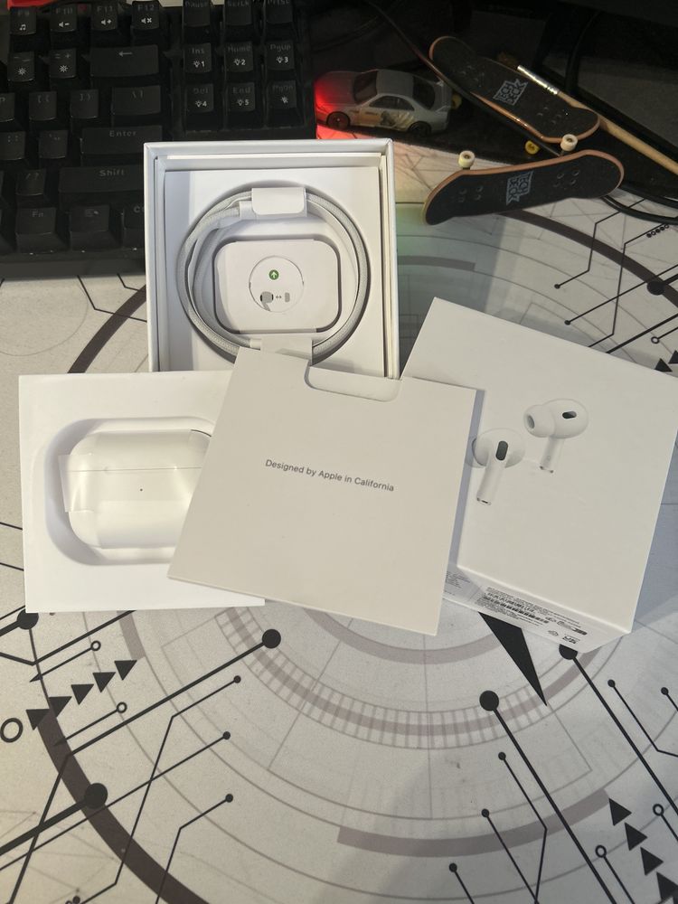 Vând căști AirPods Pro 2