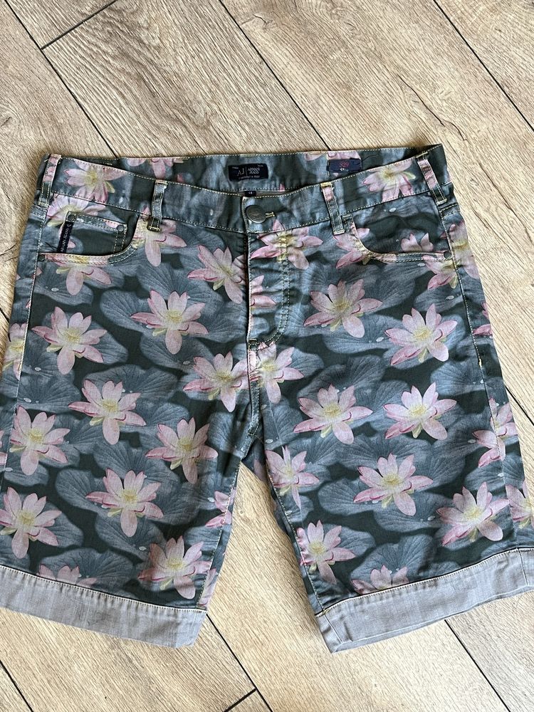 Armani Jeans : размер 48 или 32/М / Оригинал