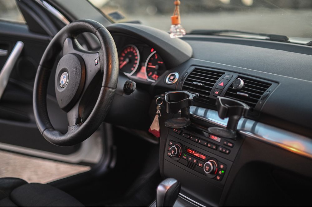 BMW 118d, купе, 2008 г., 2.0 дизел, автоматик, 287 000 км
