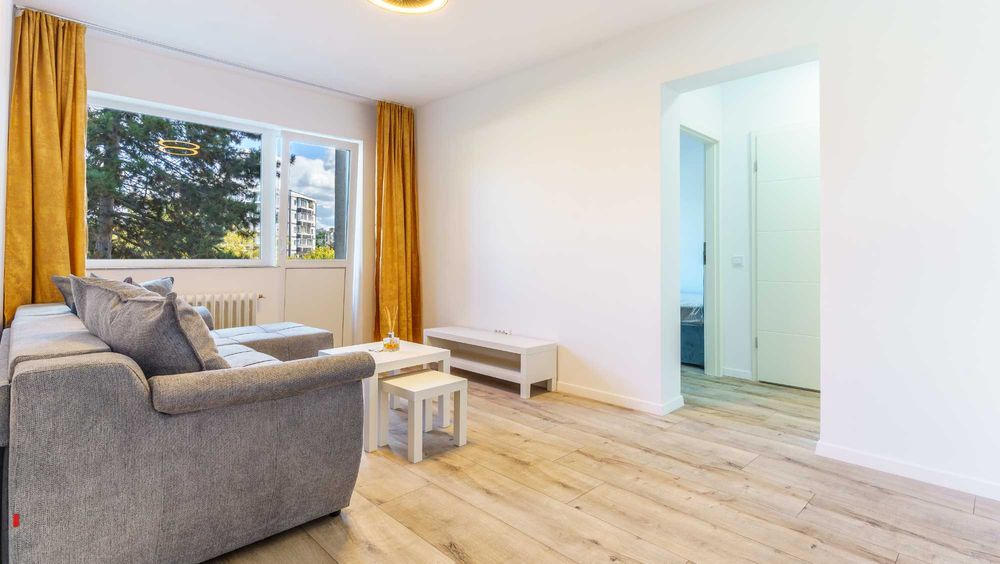 3 camere, totul nou, et 2/4, est, la cheie,fara comision