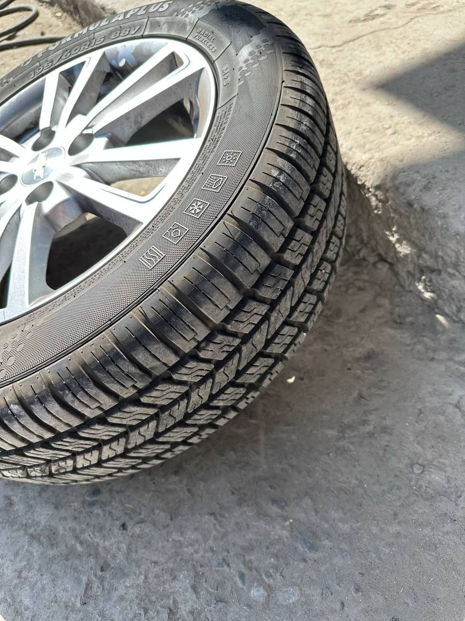 R15 kobilt diska balon