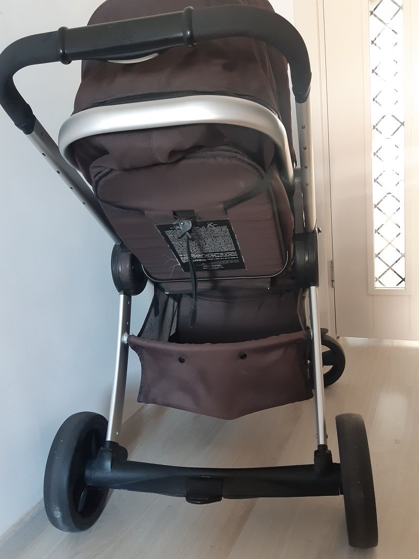 Детская коляска chicco