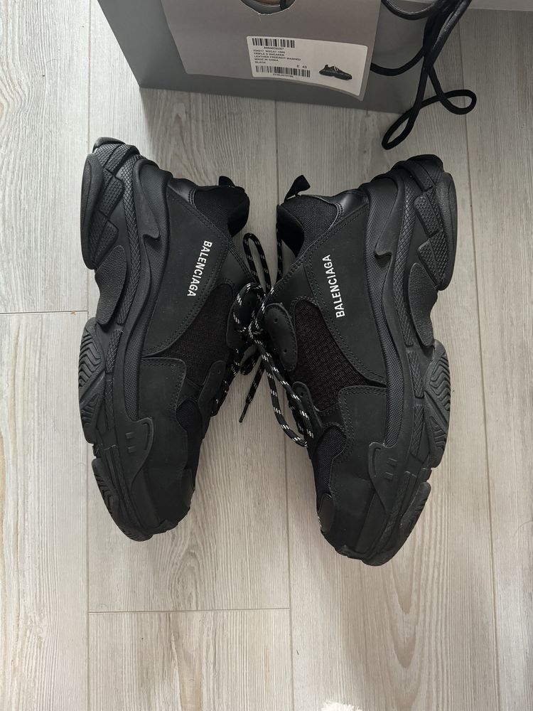 Оригинални Balenciaga triple s