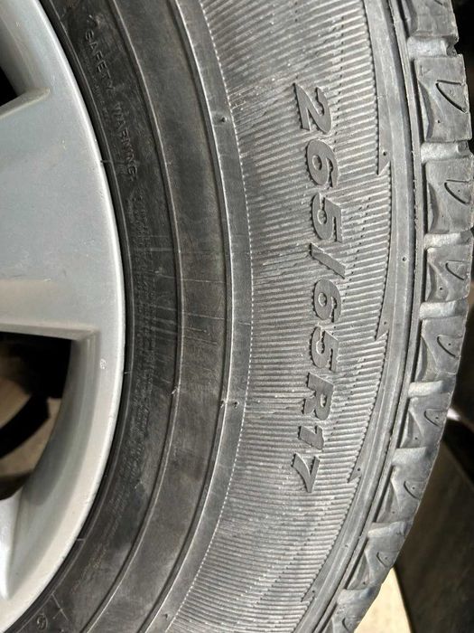 Комплект всесезонной резины (4 шт) Roadstone, 265/65 R17