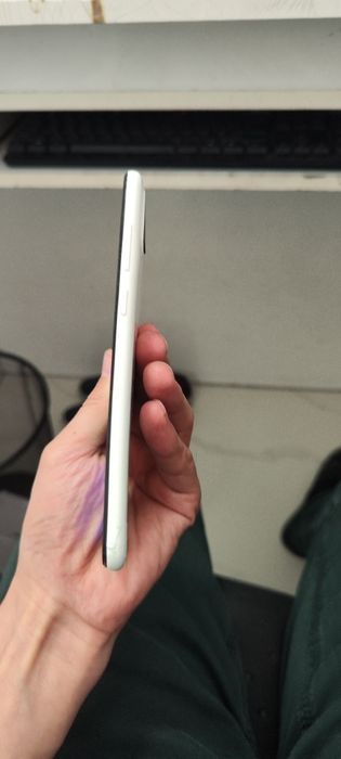 Samsung A11.  Judayam arxon