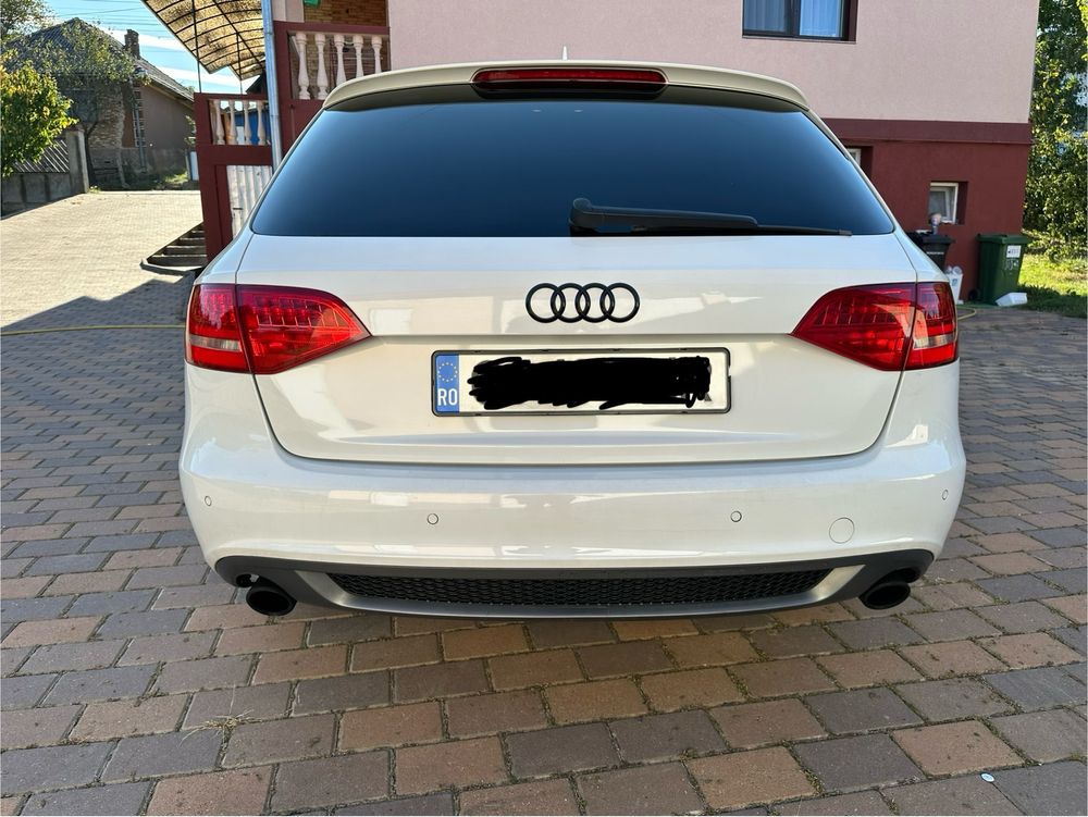 Audi A4 B8 2.0 TDi S-Line