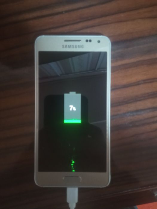 Сотилвди Самсунг алфа холати идеал факат батарейками улган янги куйиш