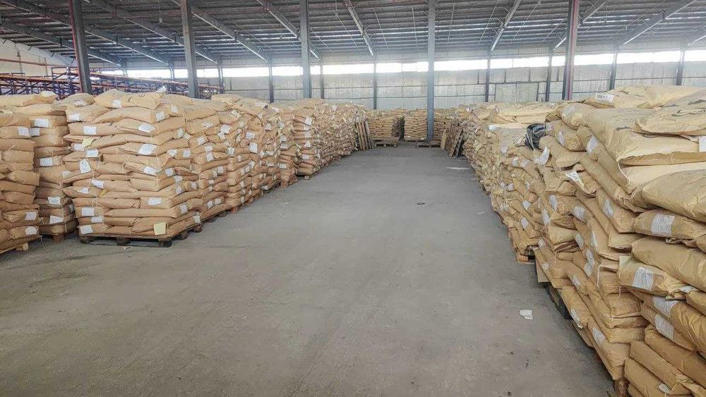 Продается Сухое обезжиренное молоко и Сыворотка пр-ва Беларусь.