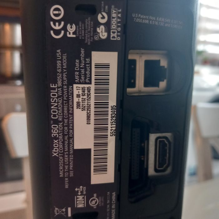 Consola XBOX 360, 2 Controllere, HDD 120GB, Jocuri