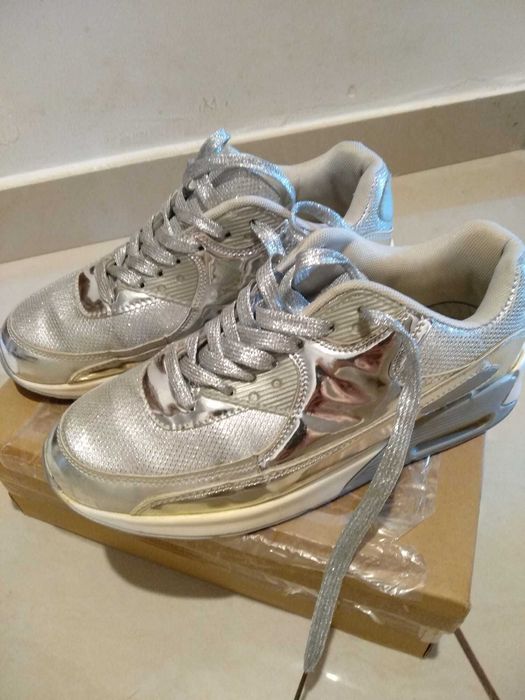 Pantofi sport 38 argintii