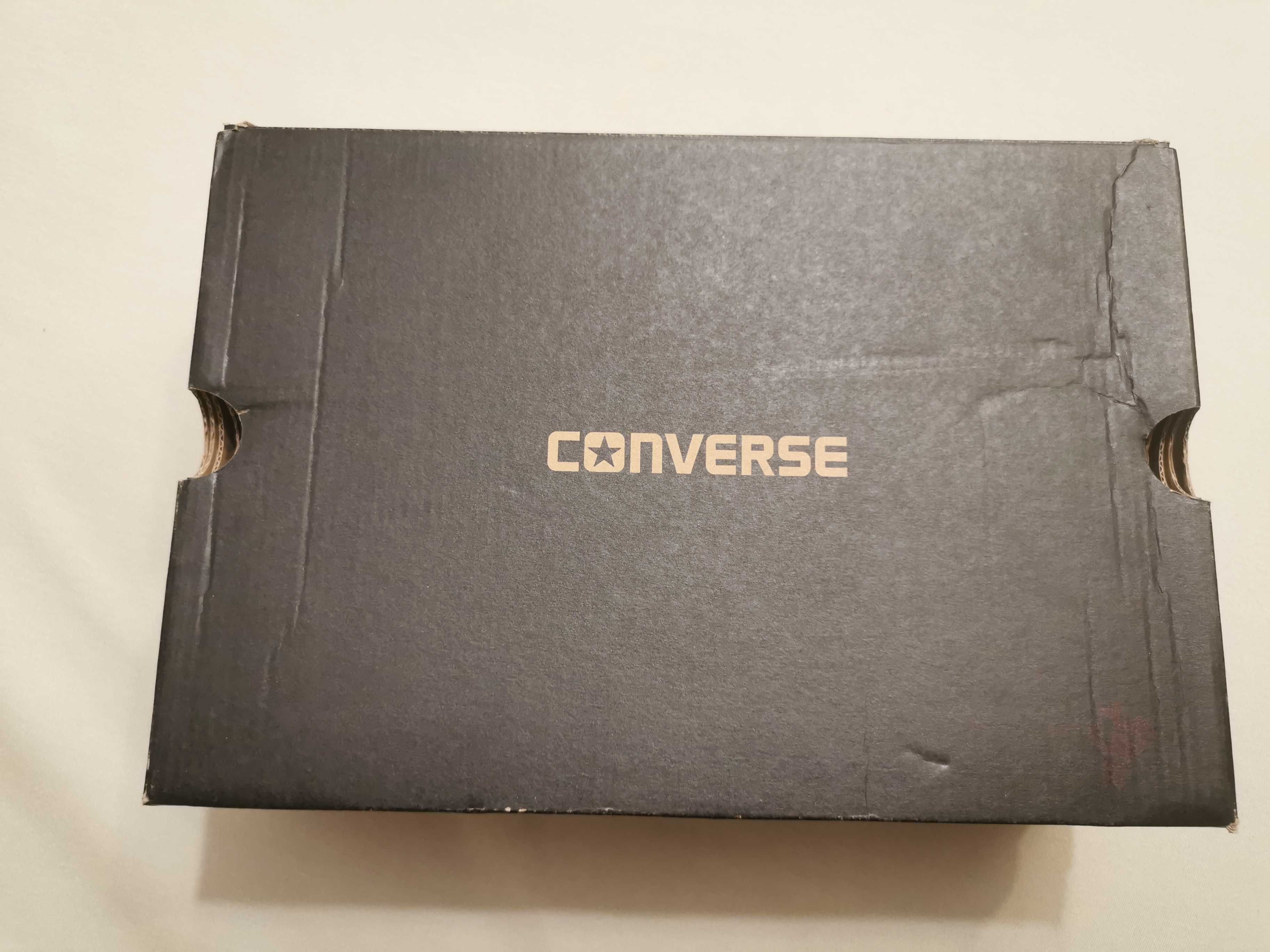 Оригинални кецове Converse 40 номер