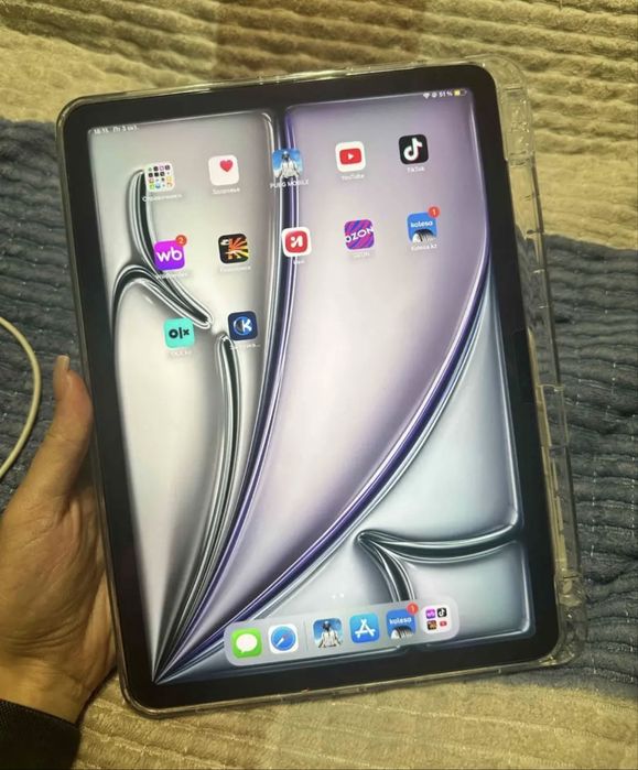 Продам айпад эйр 2025