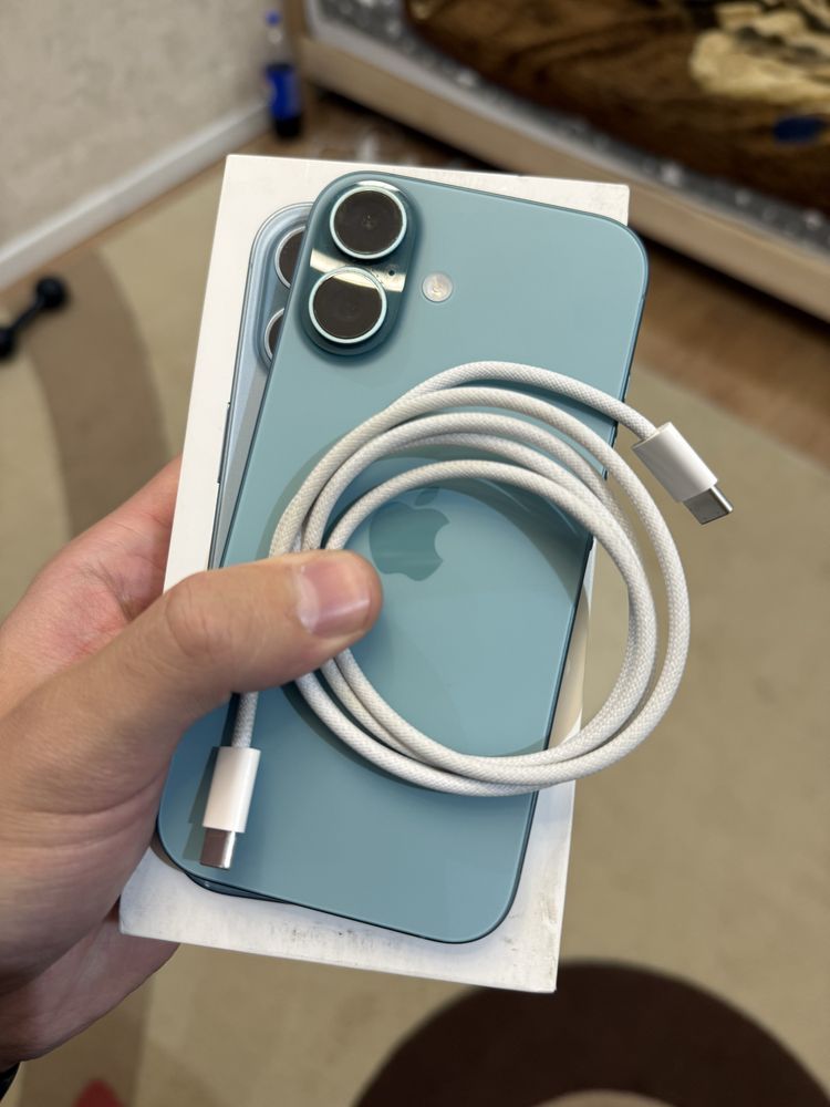 IPhone 16. 256 gigabyte