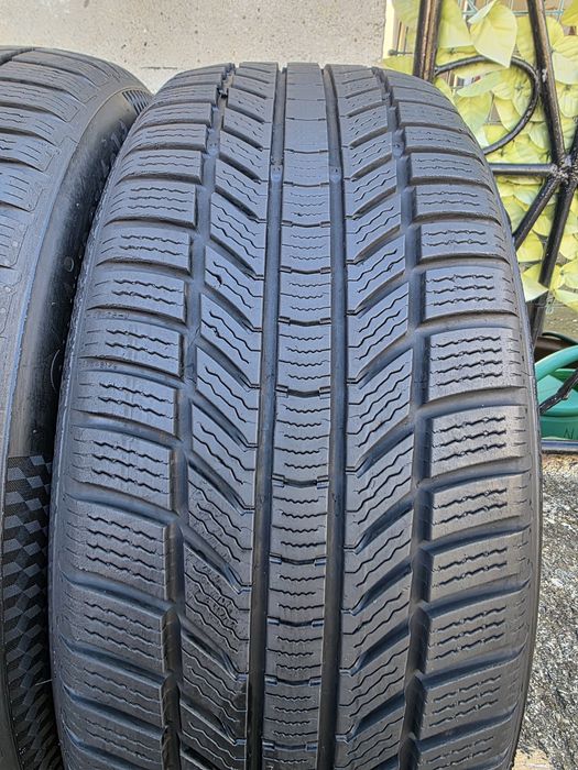 Vând patru anvelope de iarna continental  215 50  17 dot  2923