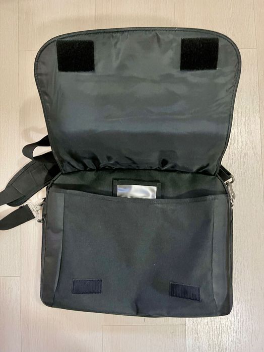 Geanta noua pentru laptop si acte