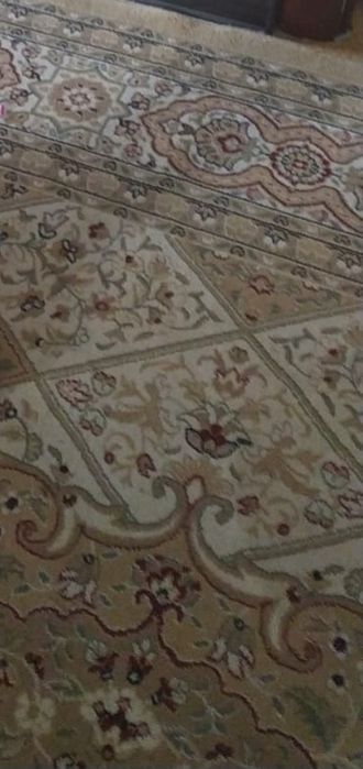 Продаю ковер б/у