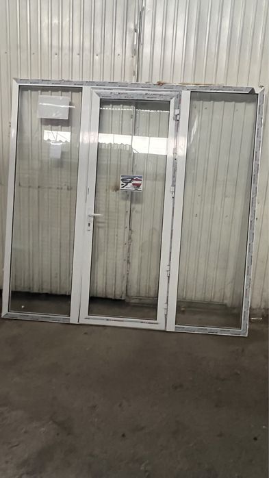 Пластик двери алюминовое хорошого качество