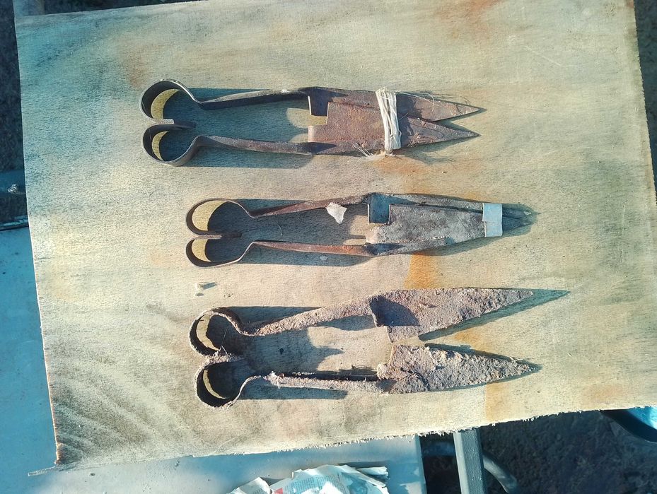 Стари Антики, Звънци, Ножици, Катарами, Кантар и др.