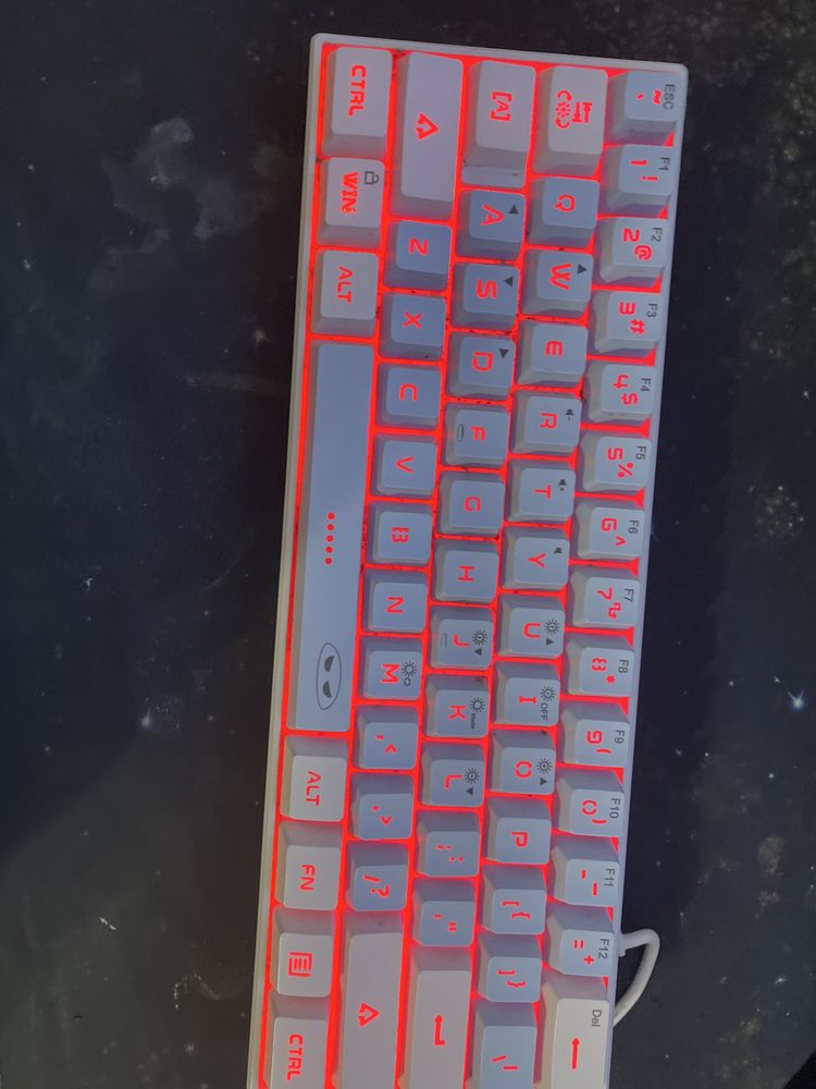 Tastatura mecanica gaming RBG