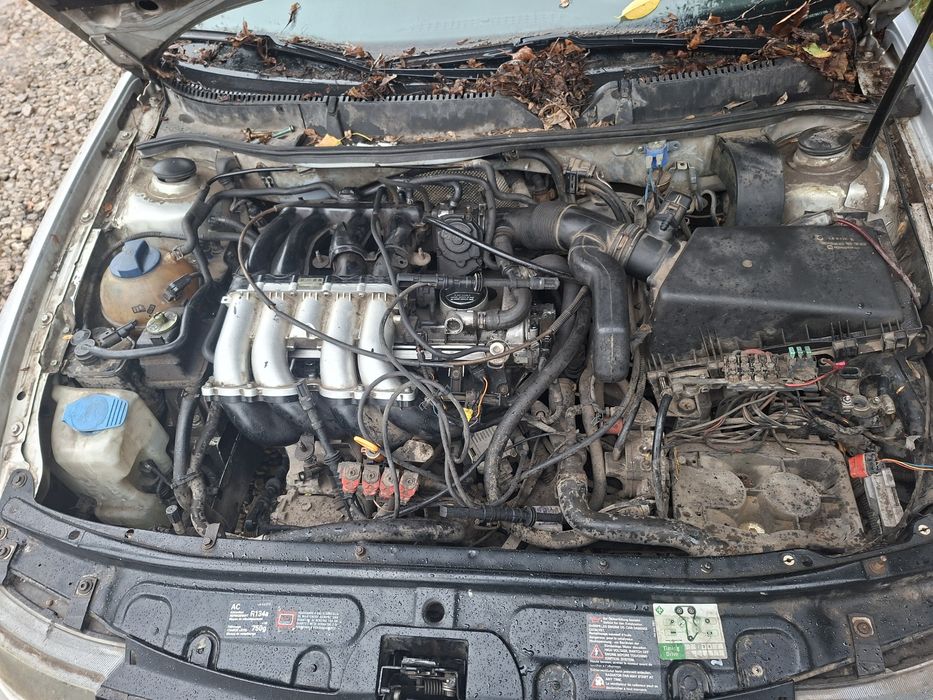 Сеат Толедо 1.8 на части