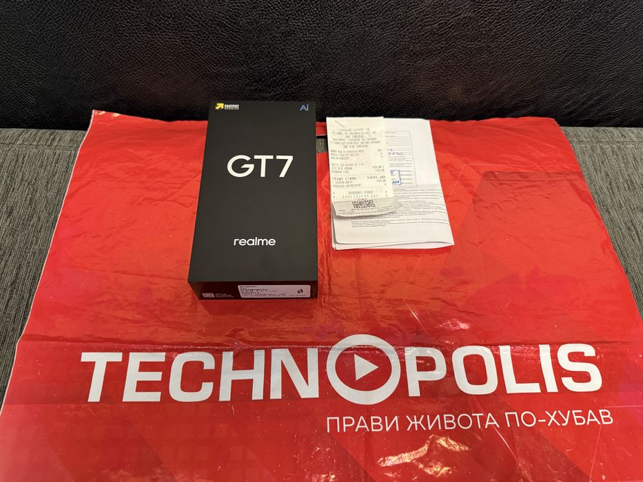 КАТО НОВ 512GB Realme GT 7 Гаранция Technopolis 2027г. Blue