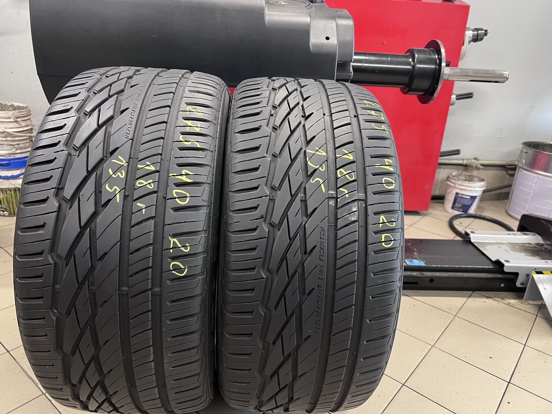 1бр. лятна гума 275/40 R20 XL General