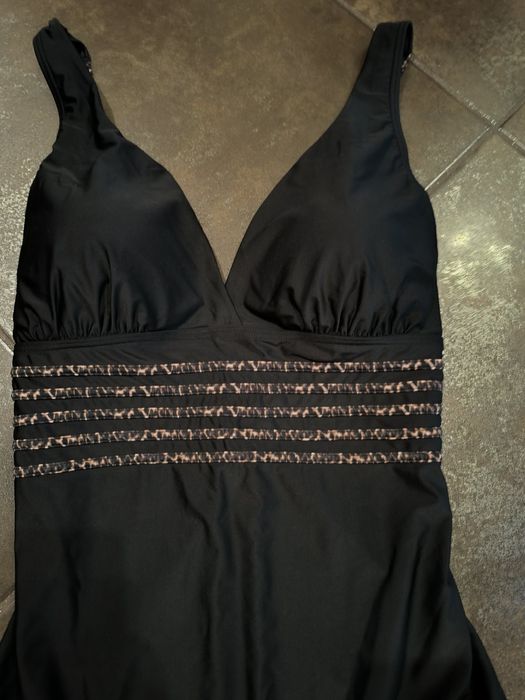 Цял бански Ласкана