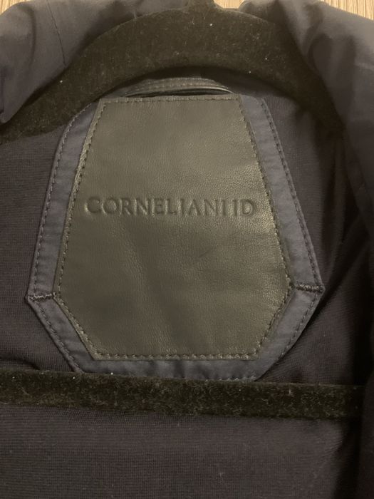 geaca corneliani