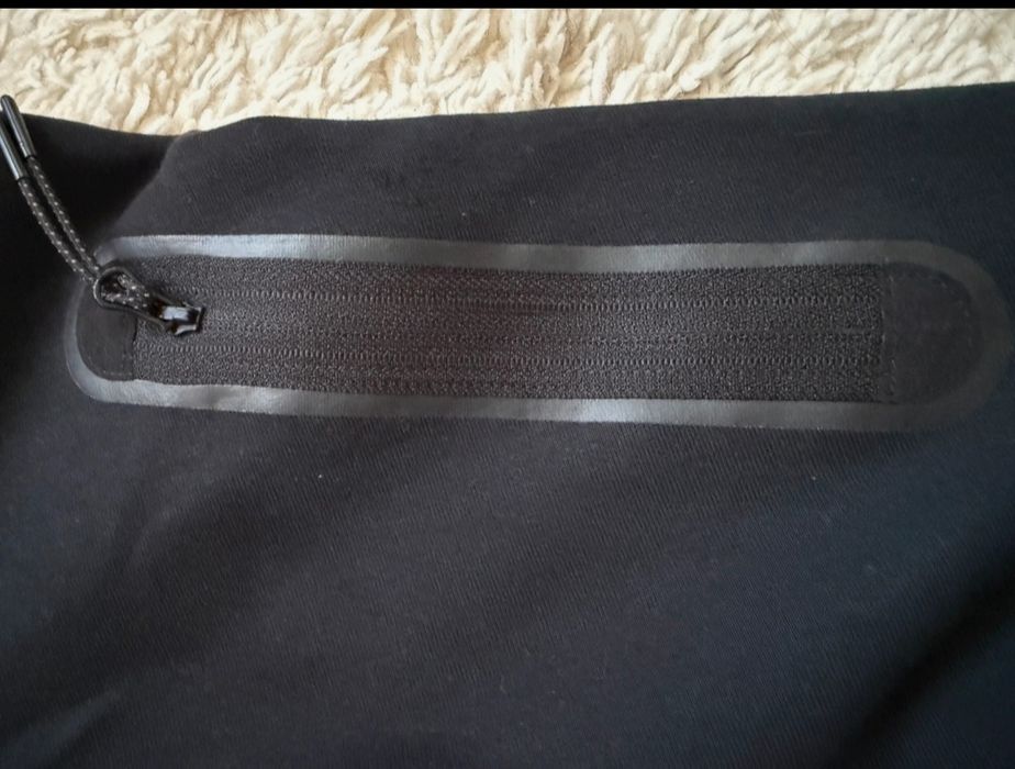 Bluza Nike Tech Fleece Neagra Old Season