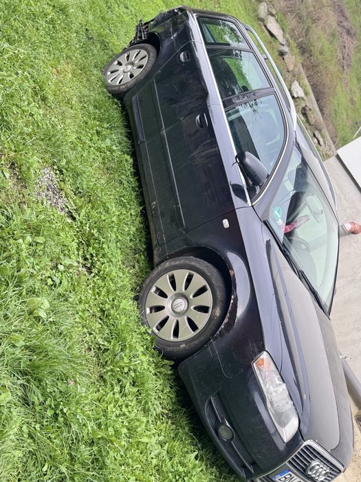 Vând Audi A4 b6,mai multe informatii la numarul de telefon sau in prv.
