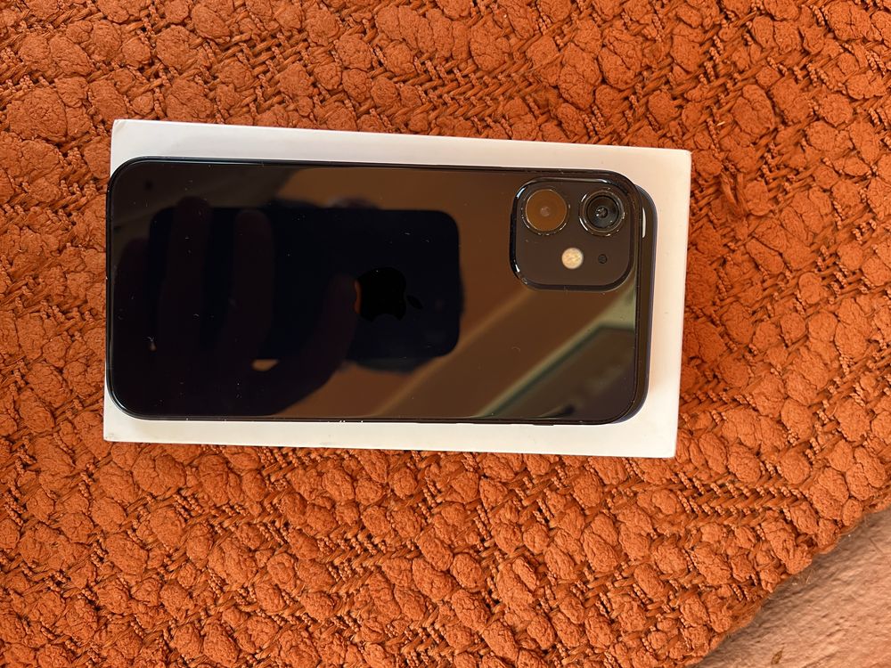Iphone 12 mini 64gb(използван)