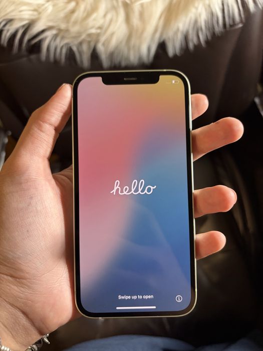 iPhone 12 – 64GB, 5G, Green