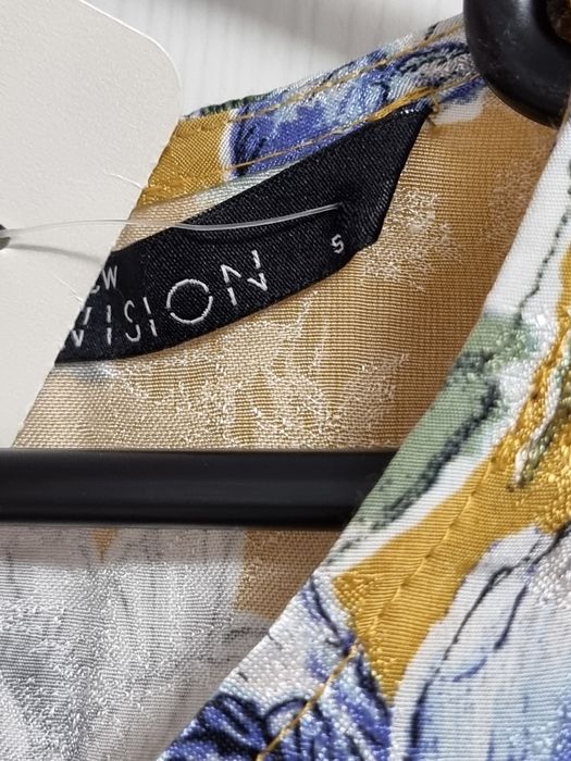 Bluză model floral- nouă