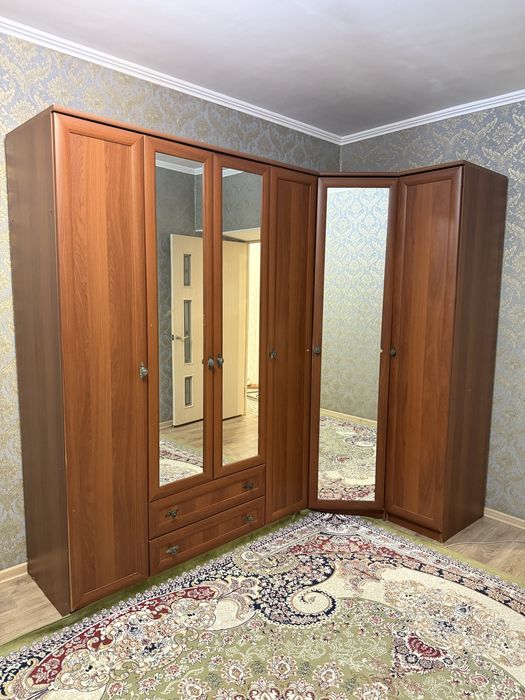 Продается Шифоньер